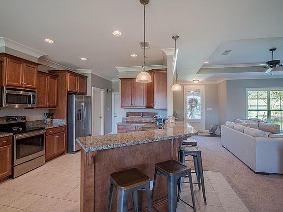 5th image of 2901 Cypress Creek Dr #D