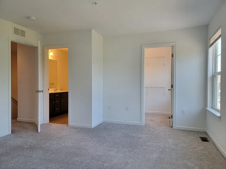 10 Glenbrook Ct — Photo 14