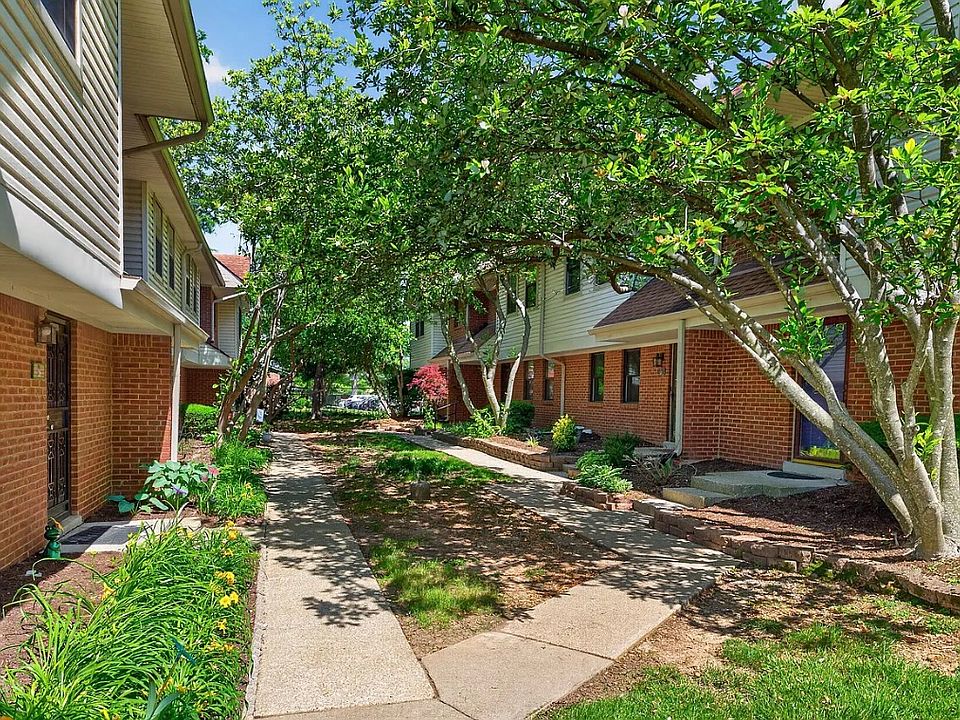 1st image of 3441 Laredo Dr Unit 24