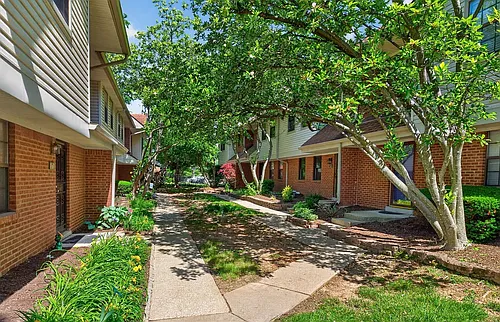 3441 Laredo Dr #24 Photo 1 3441 Laredo Dr #24 Photo 1