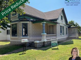 801 S Oklahoma Ave, Cherokee, OK 73728