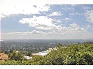 4th image of 3009 Melendy Dr APT 3