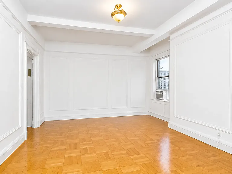 650 W End Ave #9C — Photo 3