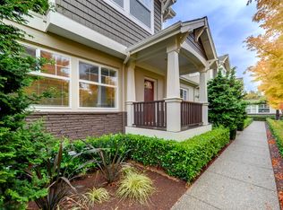 10217 NE 62nd St APT 8, Kirkland, WA 98033