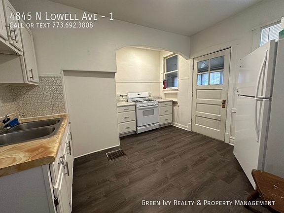 3rd image of 4845 N Lowell Ave #1
