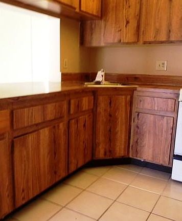 4th image of 703 Sunny Pine #H1