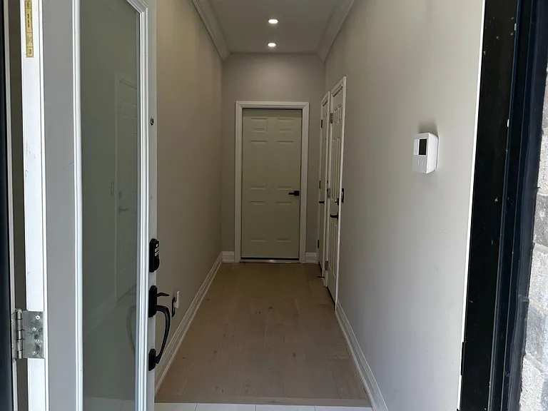 26 Gerry Henry Ln #MAIN — Photo 4