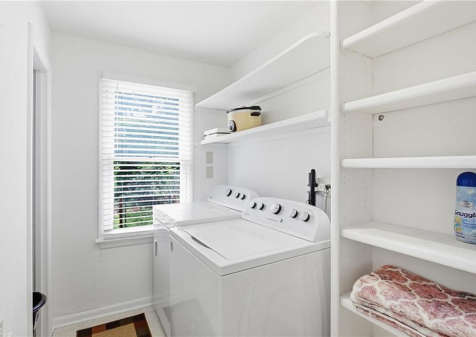 25th image of 309 E Kansas Ave