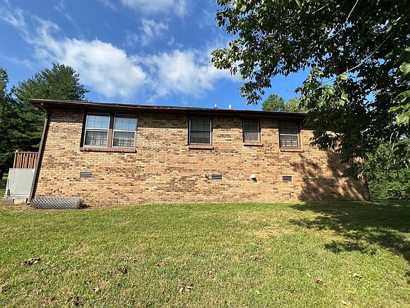 2nd image of 1105 Allenwood Dr