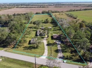 8831 Masters Rd, Manvel, TX 77578