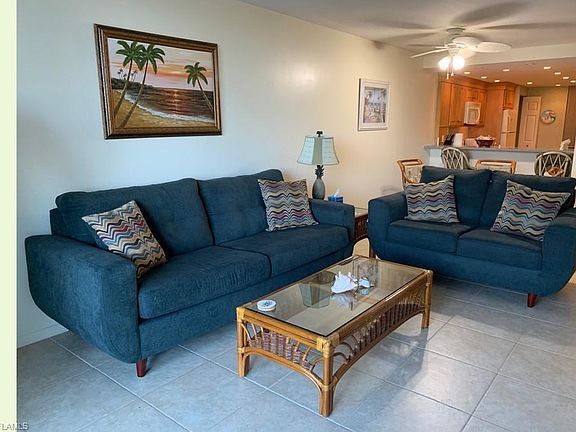 2nd image of 440 Seaview Ct APT 202
