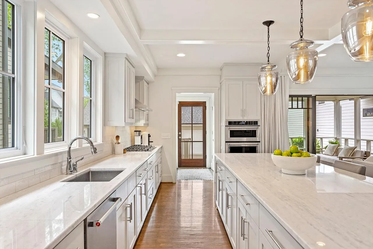 1402 Woodmont Blvd — Photo 4