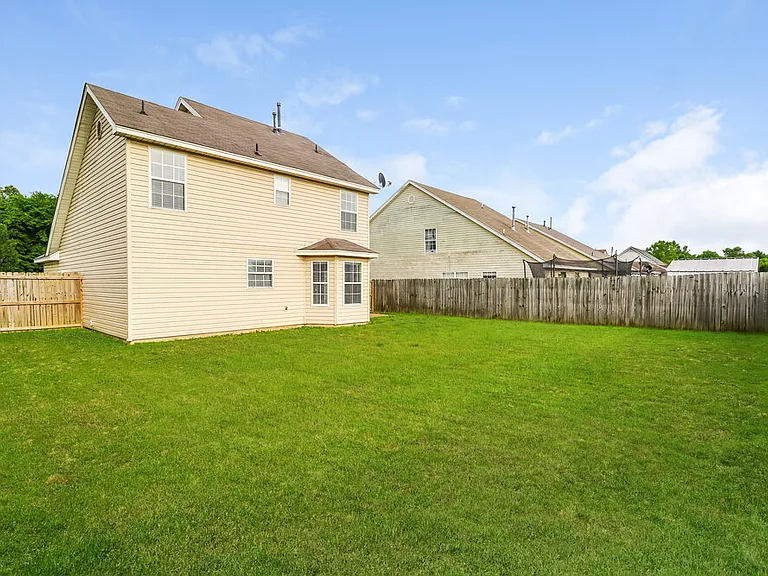 4551 Blue River Dr — Photo 25