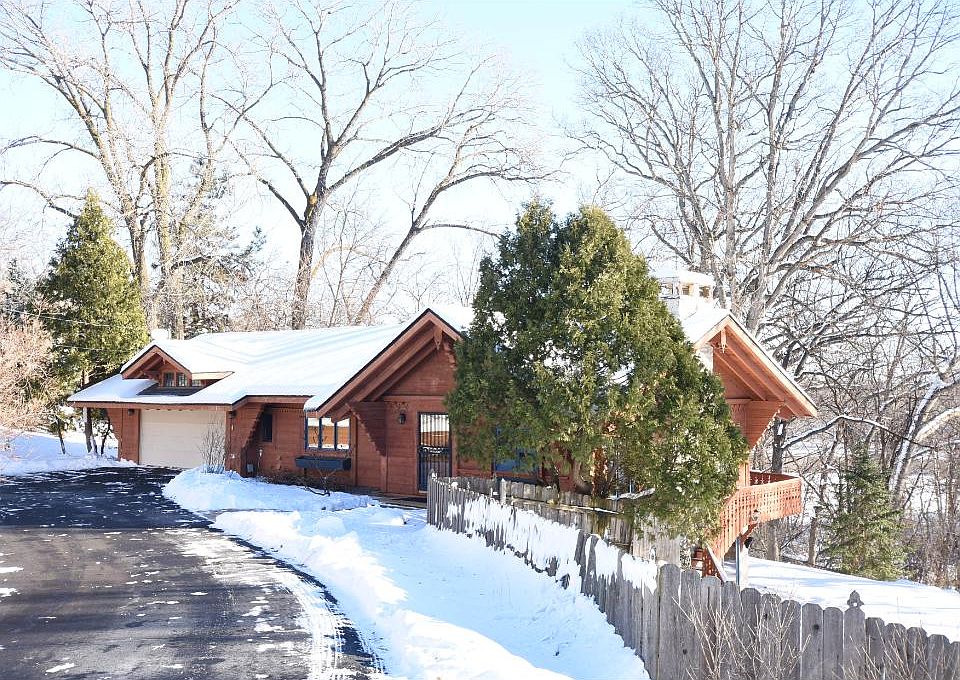 1st image of 4015 Auburn Dr