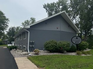 465 Burch St #4, Grand Ledge, MI 48837