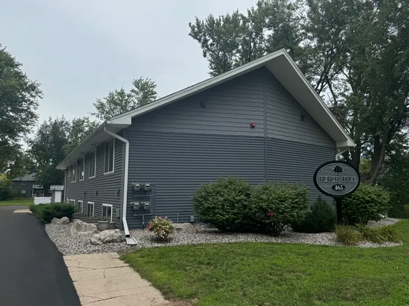 465 Burch St #4, Grand Ledge, MI 48837