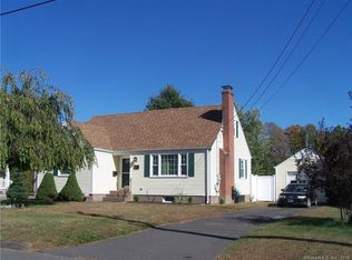 16 Fairview Hts, Cromwell, CT 06416