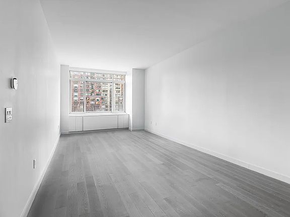 4th image of 101 W End Ave #8TT