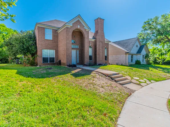 4500 Fargo Dr, Grand Prairie, TX 75052