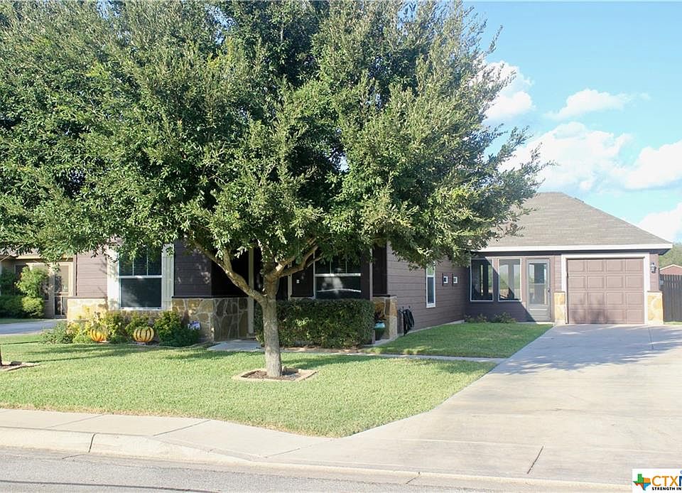 1st image of 1014 Birdsong Ln