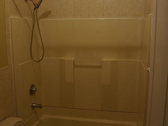 4th image of 377 Union Ave #B