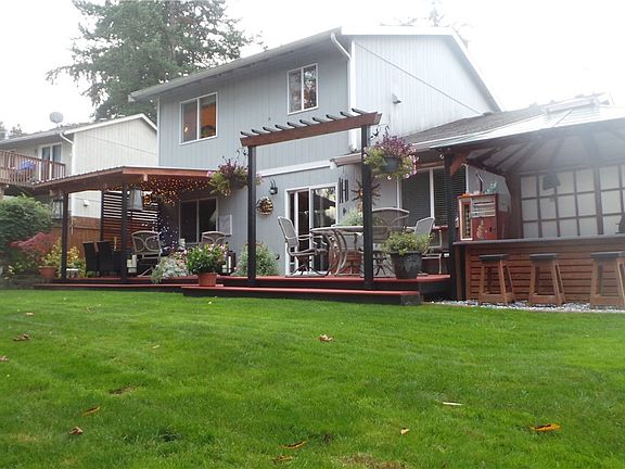 3rd image of 11529 199th Avenue Ct E