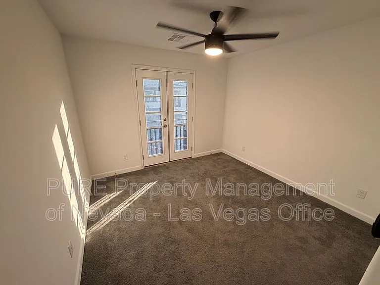 815 Watford Pl — Photo 40