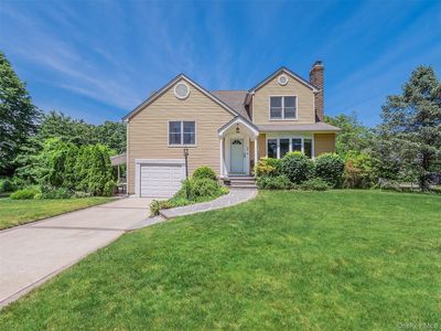 22 Andover Road, Port Washington, NY, 11050