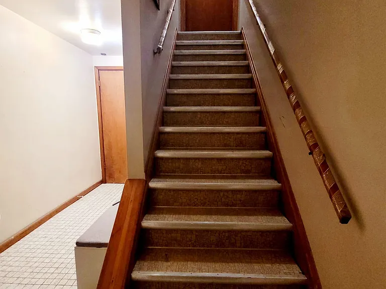78 Lemans Dr #2 — Photo 35