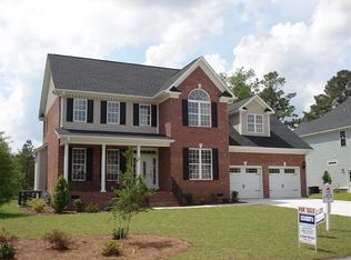 4032 Whisper Wood Rd, Fayetteville, NC 28306
