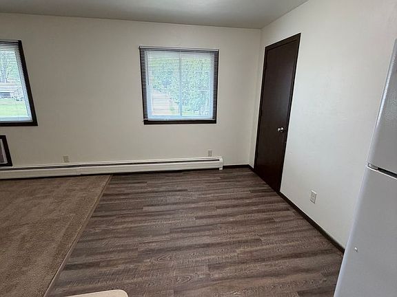 2nd image of 102 E Wisconsin St APT 8