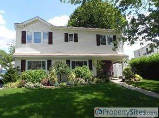 2425 Cooper Dr, East Meadow, NY 11554