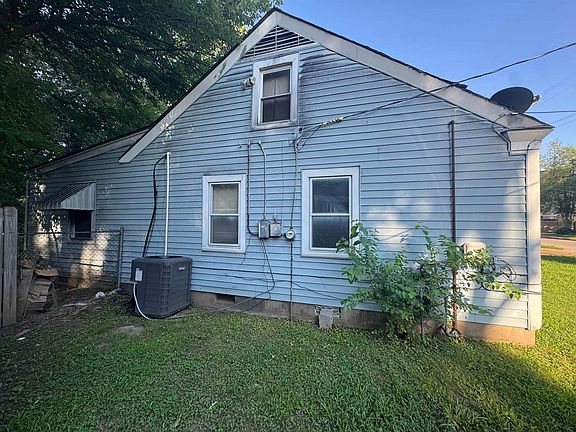 3rd image of 3406 Buchanan Ave