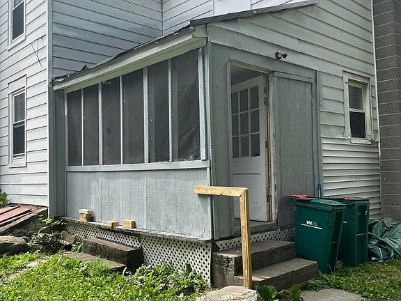 5th image of 202 N Courtland St