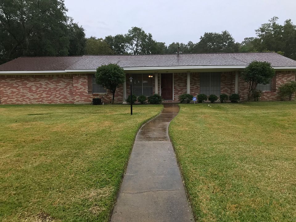 1st image of 710 Willow Bend Dr