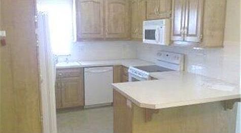 3rd image of 8344 Greeley Ave