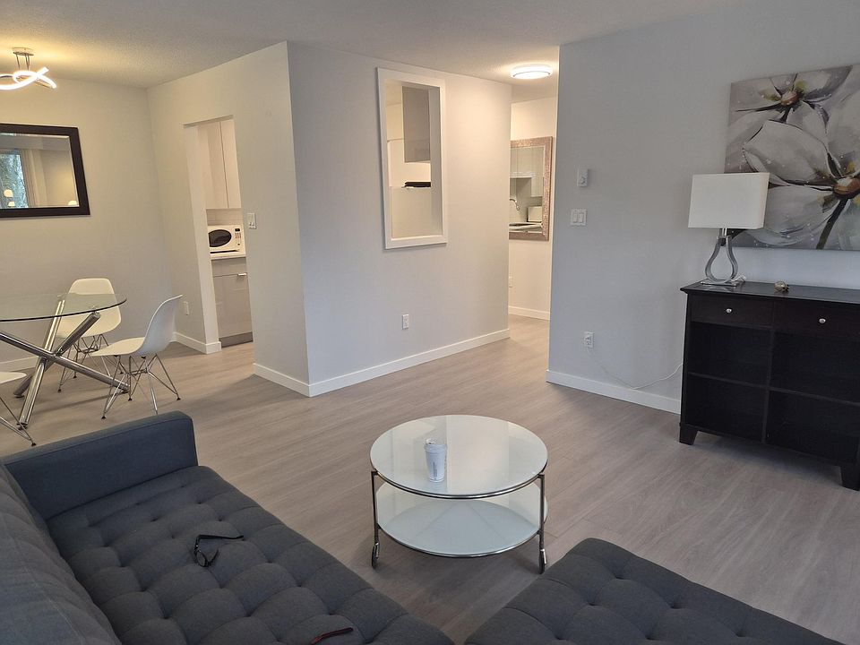 1st image of 29 Nanaimo St #303
