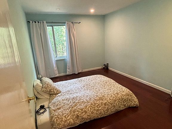 4th image of 990 Duncan St APT 207G