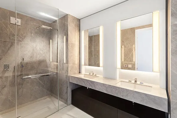 Rented by Compass | media 37