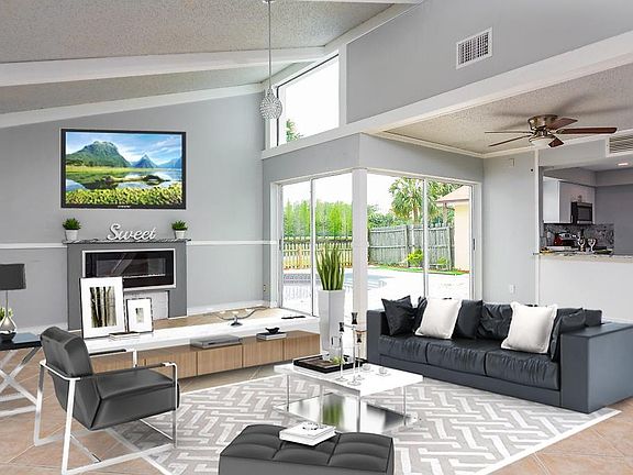 4th image of 10326 Fernbrook Ln