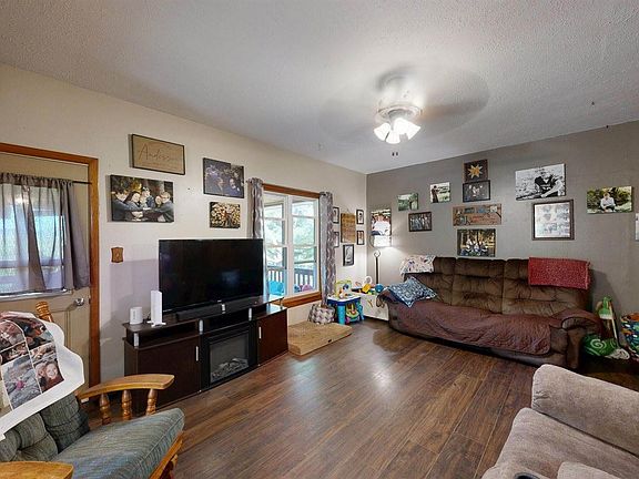 5th image of 11832 3rd St