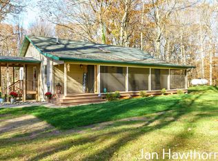 1500 Hubble Rd, Hastings, MI 49058