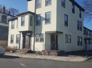 29 Bartlett St #7, Beverly, MA 01915