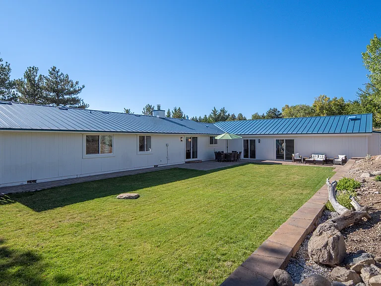 12835 Thomas Creek Rd — Photo 20