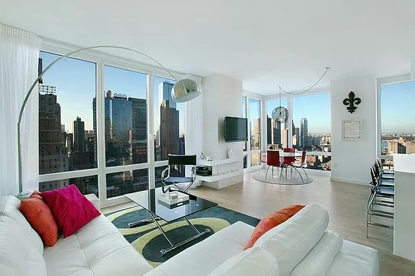 Sold by Corcoran | media 1