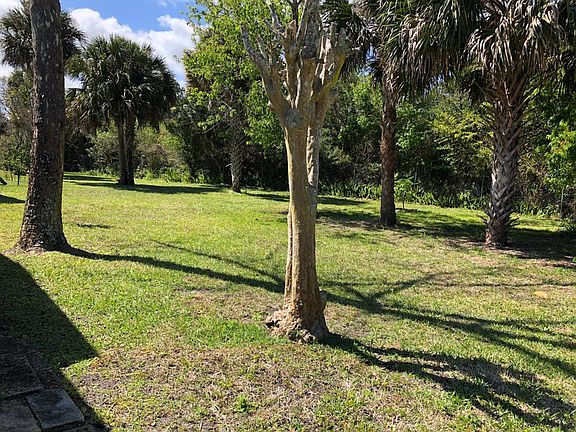 4th image of 1341 Calle Del Sol Cir