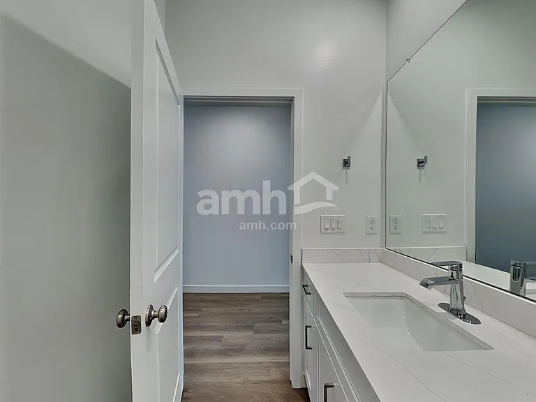 9737 W Luxton Ln — Photo 17