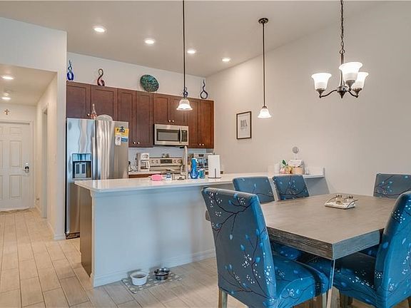 5th image of 3427-3429 SW 8th Pl