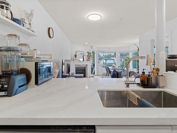 5th image of 3628 Rae Ave #211