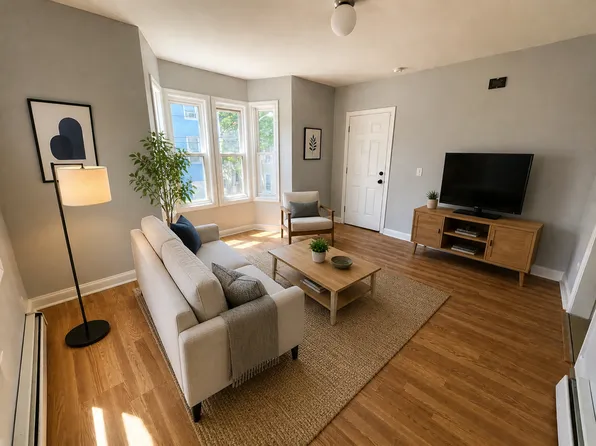32 Gilmore St #201, Providence, RI 02907